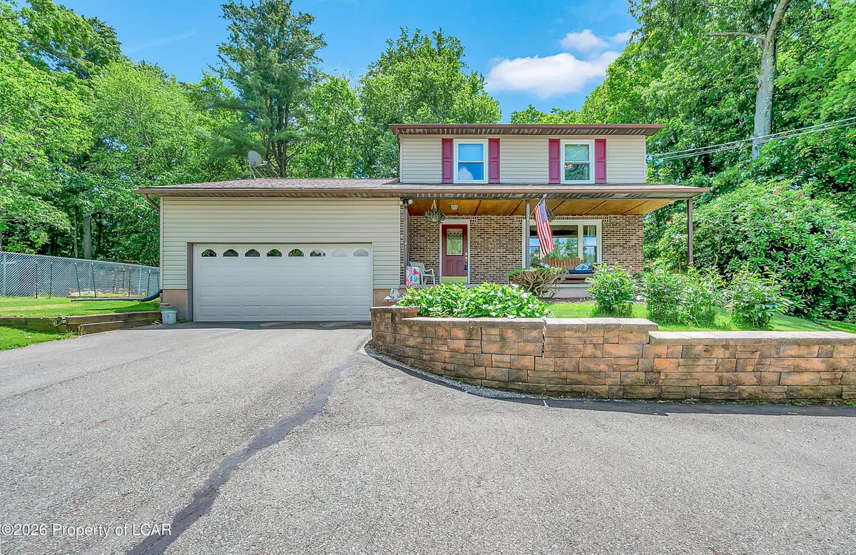 41 Albert Road, Mountain Top, PA 18707 - #1