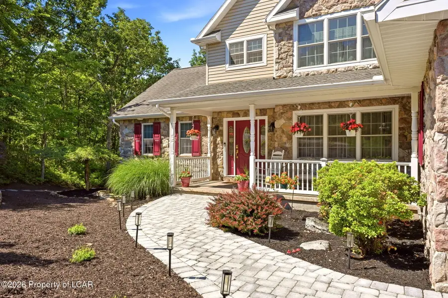 17 Mohican Court, Hazleton, PA 18202 - #3