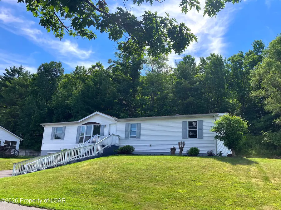 309 Meadowcrest Drive, Trucksville, PA 18708 - #2