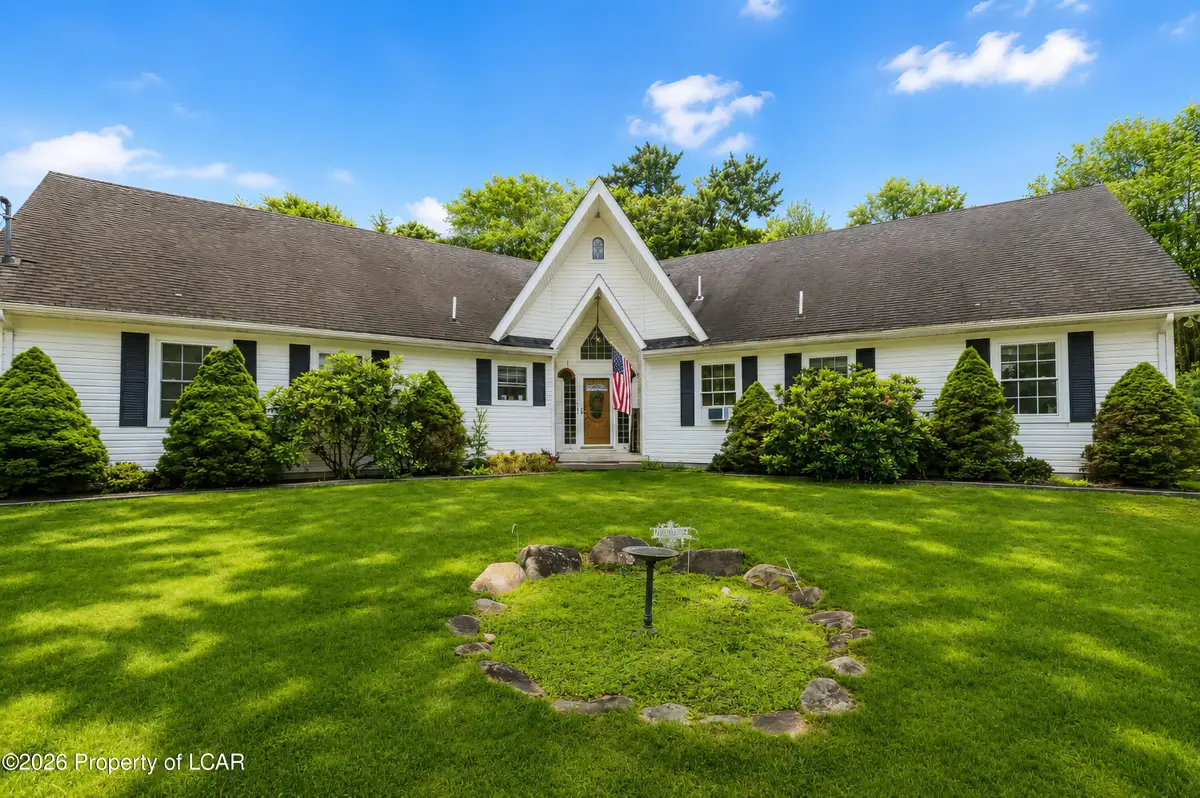 106 Lonely Wolf Court, Long Pond, PA 18334 - #1