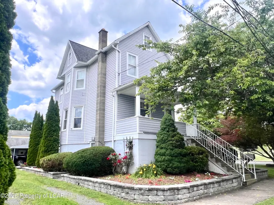 184 Lawrence Street, Wilkes Barre, PA 18702 - #2