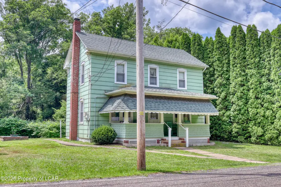 1928 Tomhicken Road, Rock Glen, PA 18246 - #2