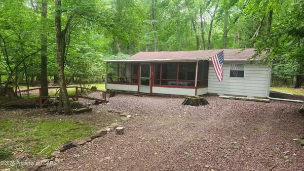 27 Brookside Drive, White Haven, PA 18661