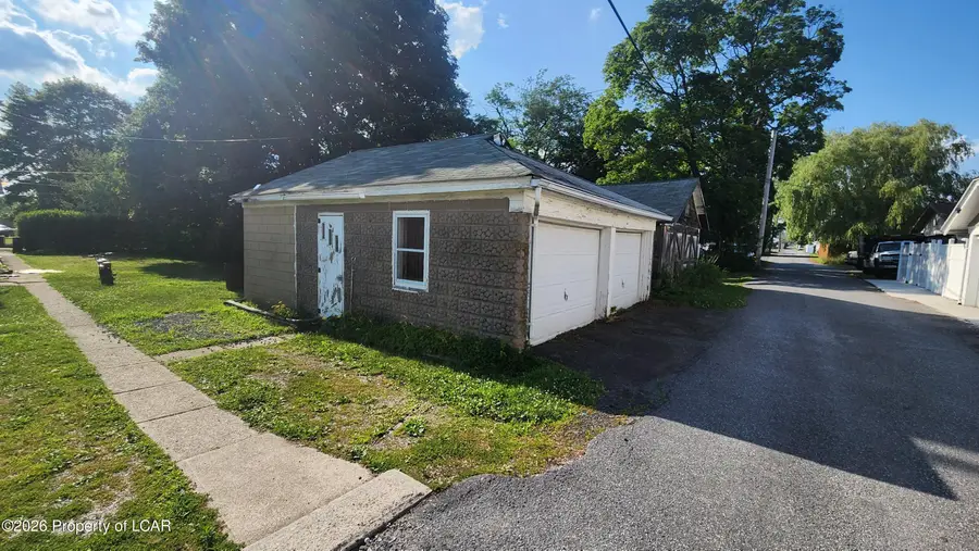 105 Centre Street, Freeland, PA 18224 - #2