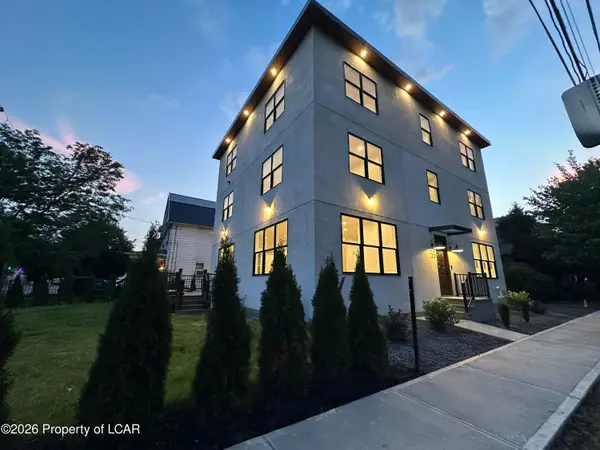 55 Reynolds Street, Kingston, PA 18704