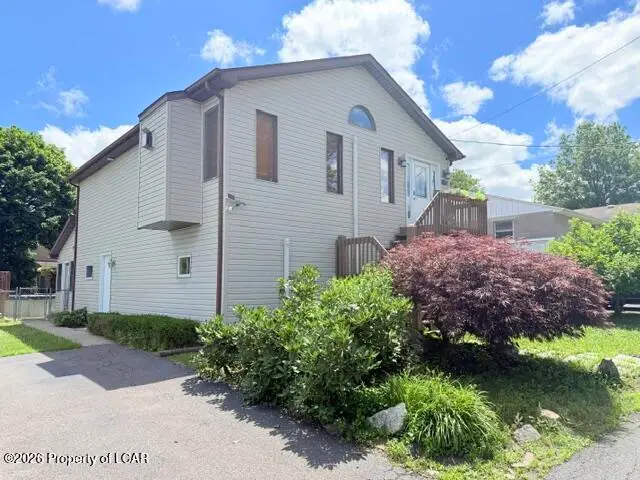 960 Manhattan Court, Hazleton, PA 18201 - #1