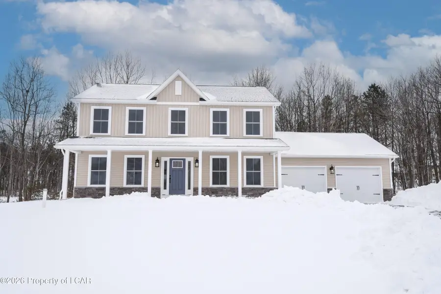 2460 E Venisa Drive, Hazle Township, PA 18202 - Image #2