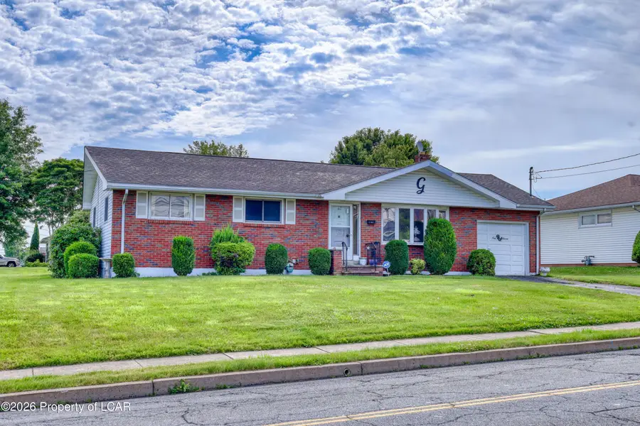 911 Kosciuszko Street, Nanticoke, PA 18634 - #3