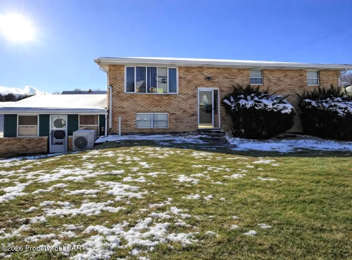 321 W Union Street, Nanticoke, PA 18634 - Image #1