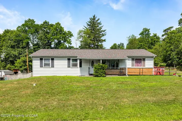 31 Lower Hilltop Road, Berwick, PA 18603