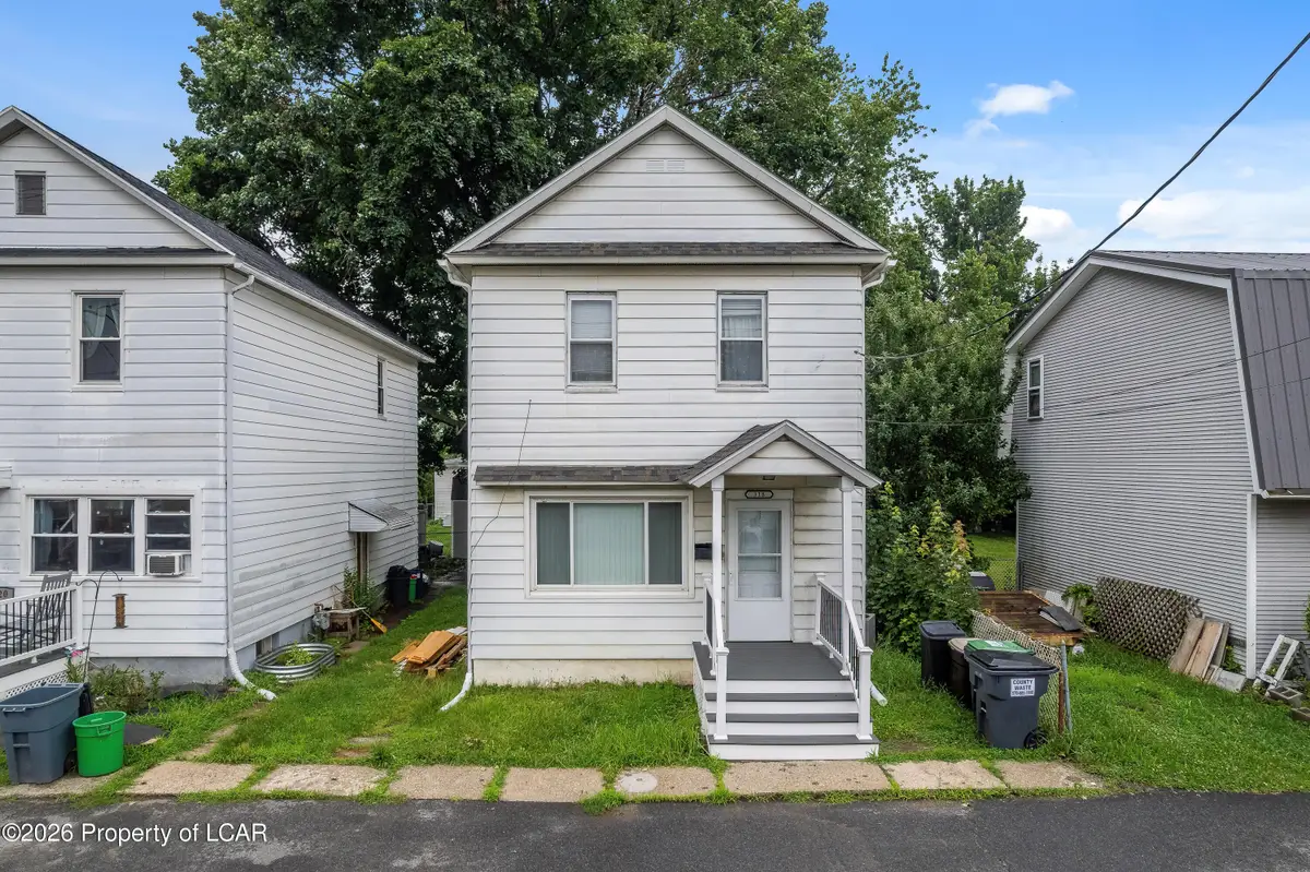 318 Chase Street, West Pittston, PA 18643 - #1