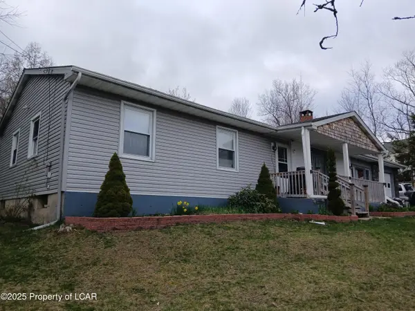 126 Clouds Boulevard, Hazle Twp, PA 18201