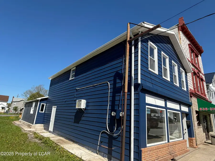 326 Centre Street, Freeland, PA 18224 - #2
