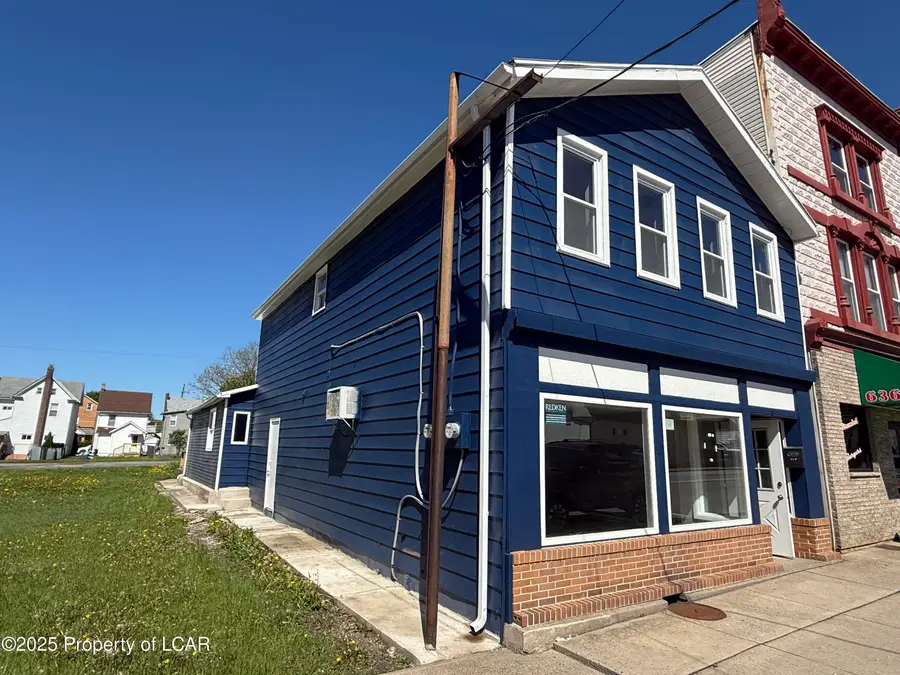 326 Centre Street, Freeland, PA 18224 - #3