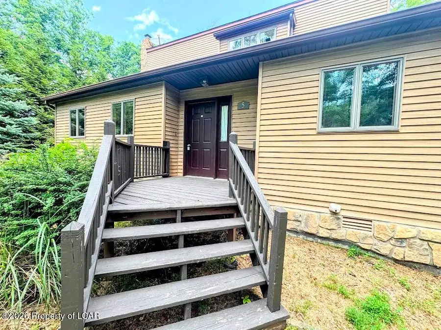 5 Allegheny Drive, Hazleton, PA 18202 - #2