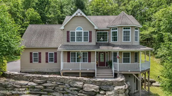 312 Reagan Drive, East Stroudsburg, PA 18301