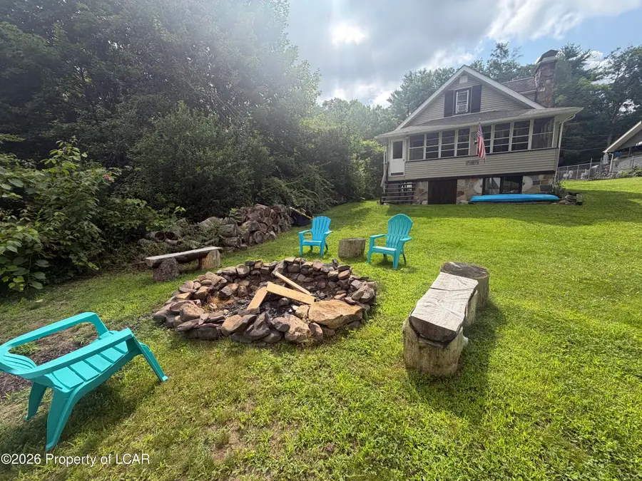 64 Glendale Lane, Drums, PA 18222 - #2