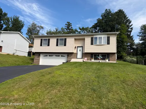 19 Valley View Drive, Mountain Top, PA 18707