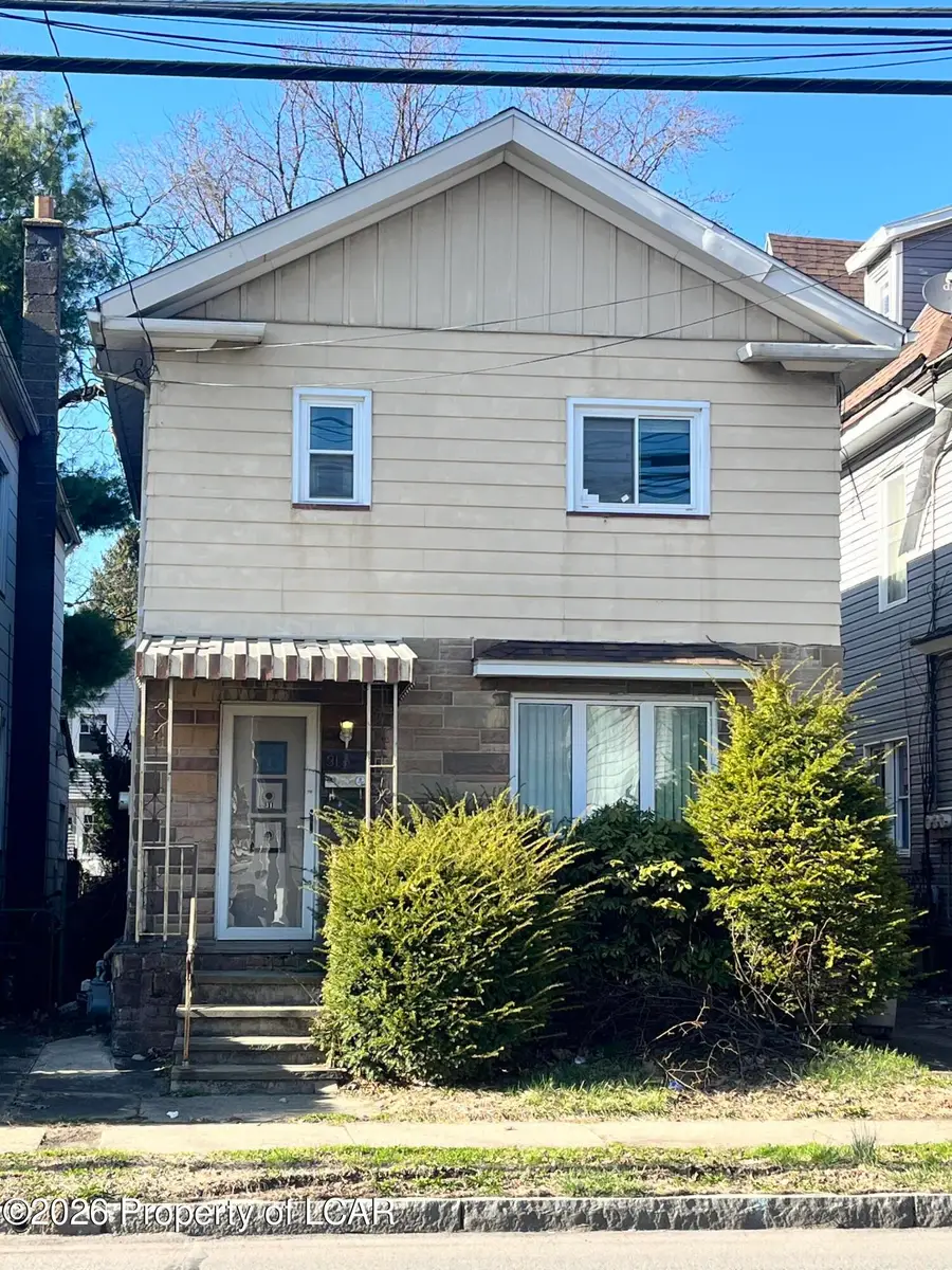 31 Carey Avenue, Wilkes Barre, PA 18702 - #2