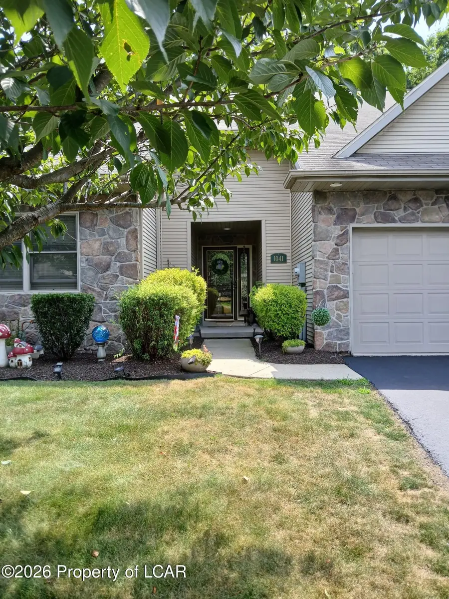 1041 Appian Way, Hazle, PA 18202 - #2
