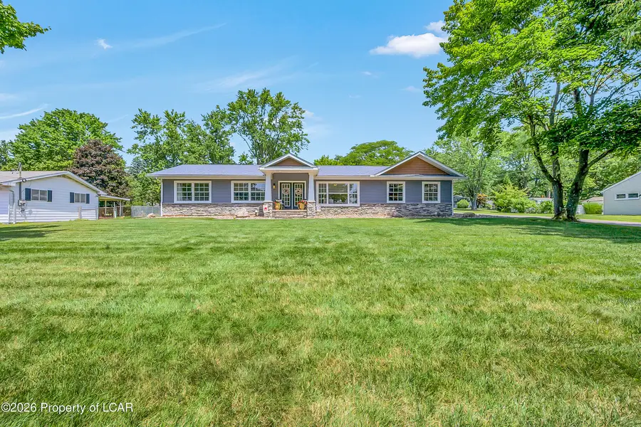 16 Garden Avenue, Mountain Top, PA 18707 - #2