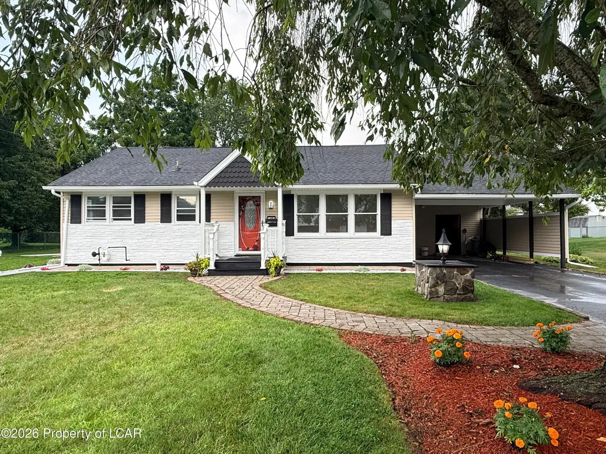40 Joseph Street, Dallas, PA 18612 - #1