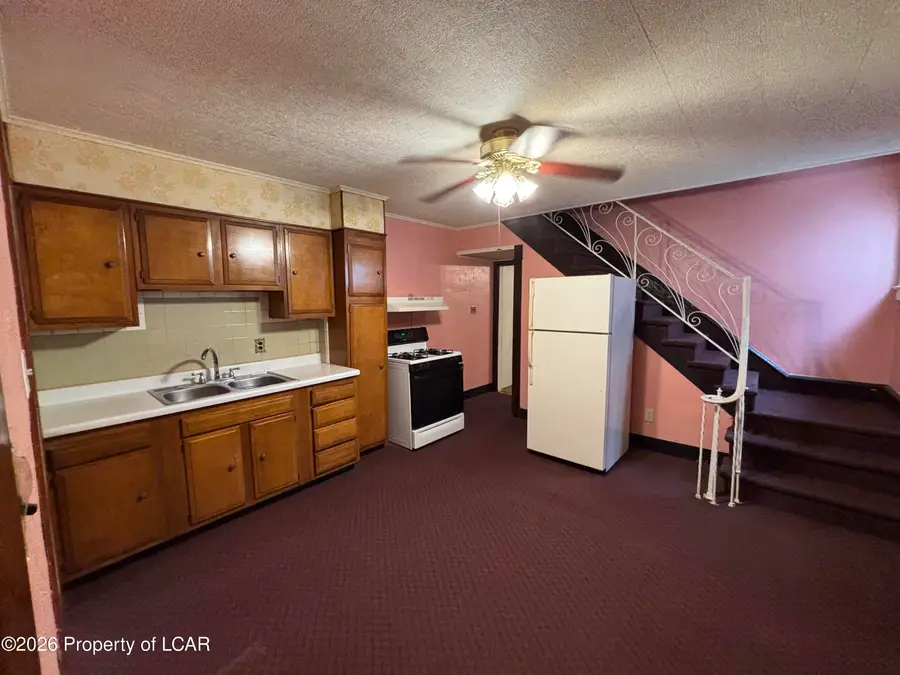 12-14 Hill Street, Glen Lyon, PA 18617 - #3