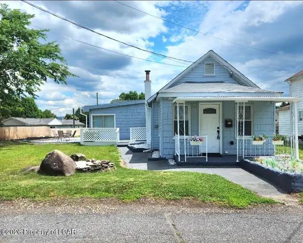 6 Rowlands Lane, Wyoming, PA 18644
