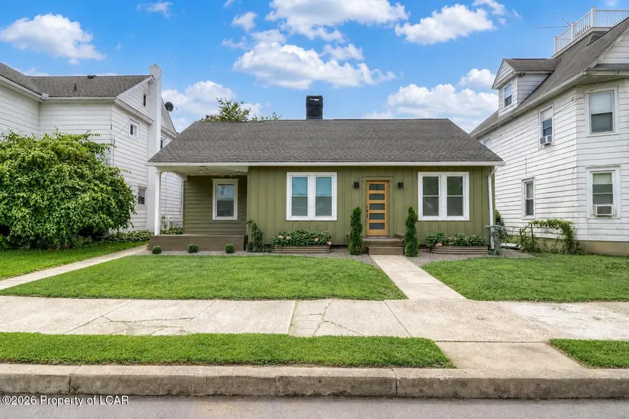 330 6th Street, Berwick, PA 18603 - #2