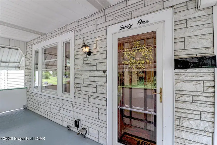 31 Railroad Street, Glen Lyon, PA 18617 - #3