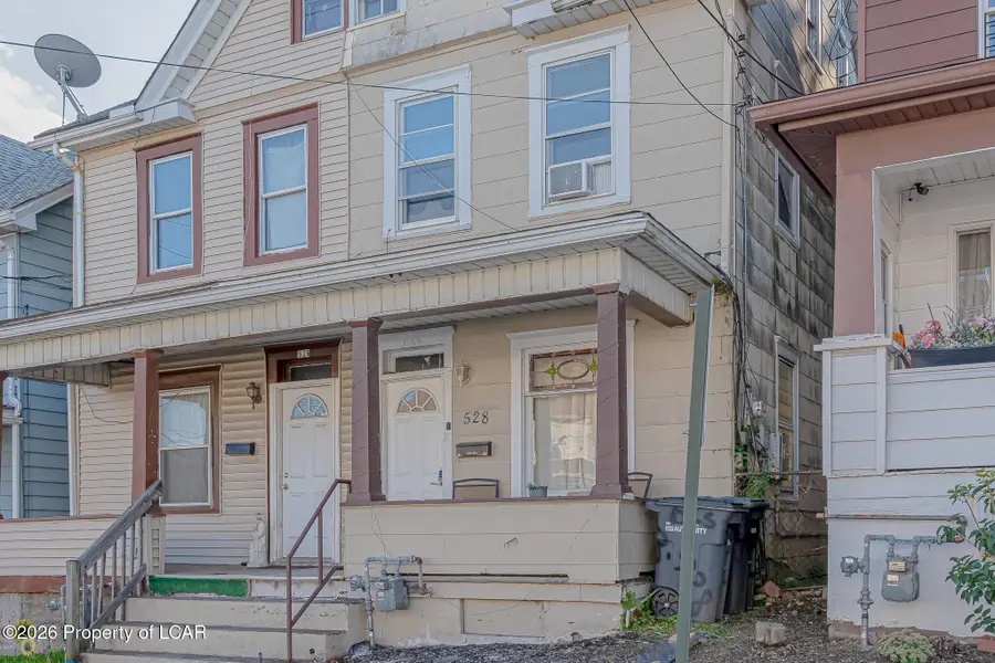 528 Cleveland Street, Hazleton, PA 18201 - #2