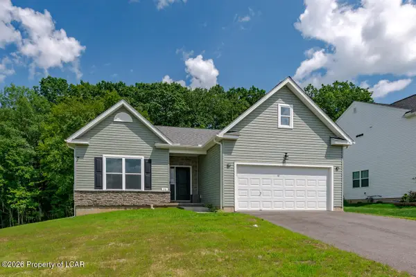 56 Olivia Way, Mountain Top, PA 18707