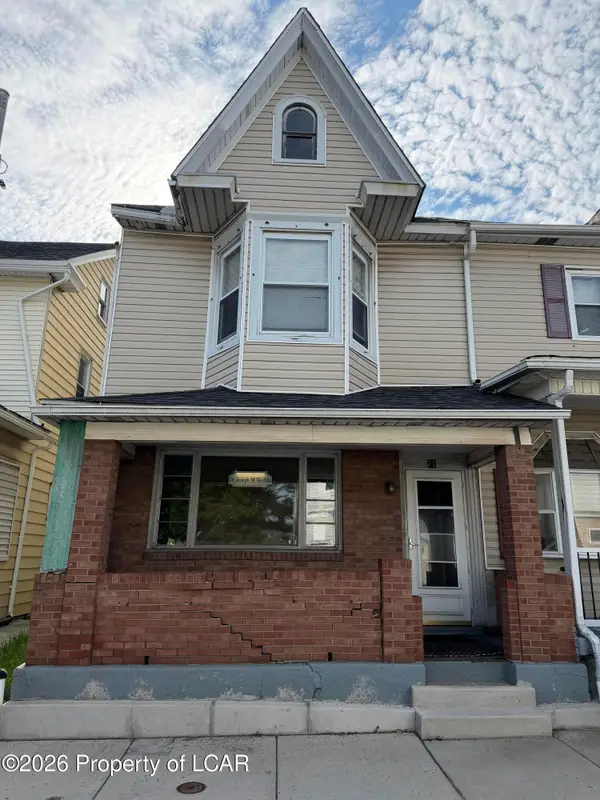 71 Kennedy Drive, McAdoo, PA 18237