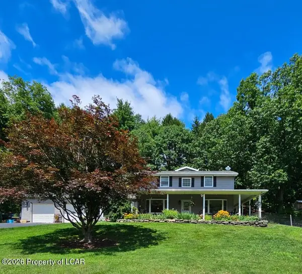 162 Cummings Road, Dallas, PA 18612
