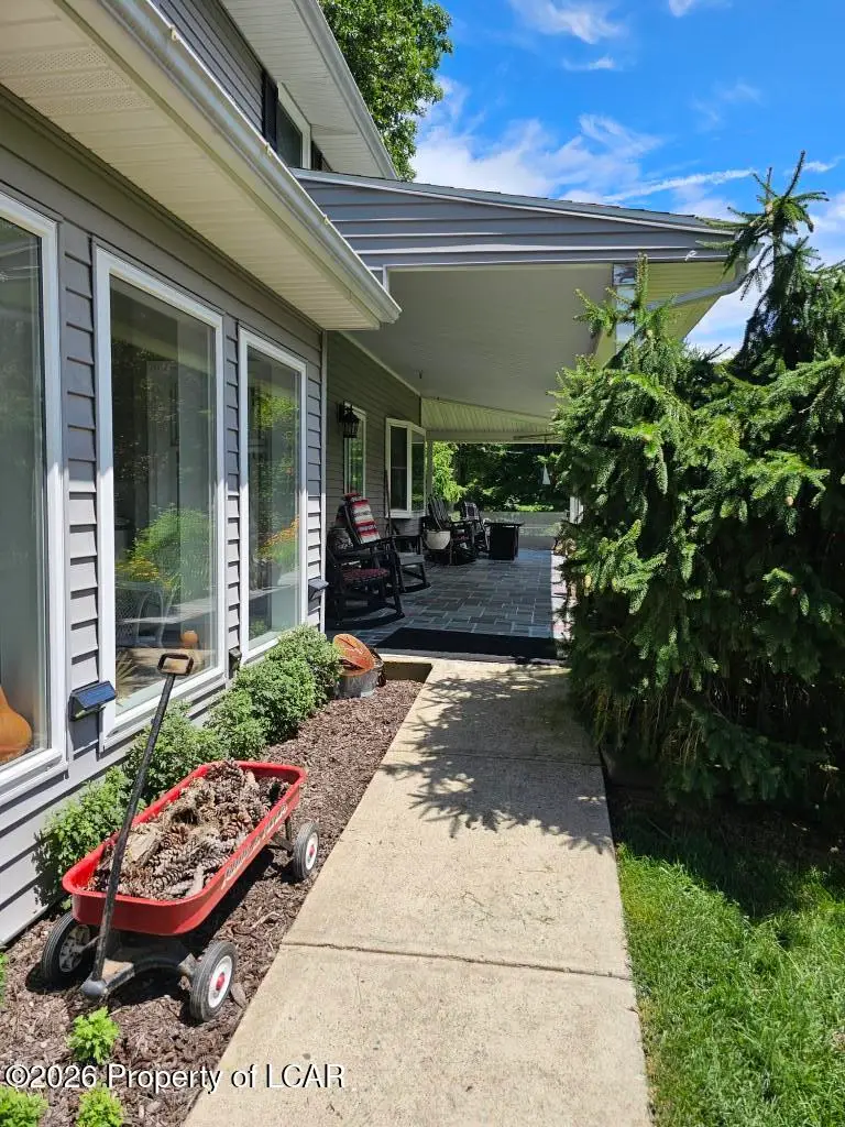 162 Cummings Road, Dallas, PA 18612 - #3