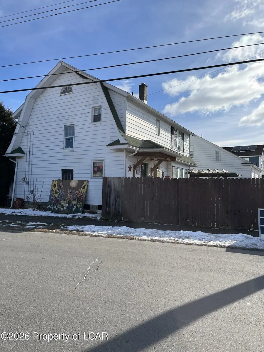 64 Arlington Road, Forty Fort, PA 18704 - Image #2