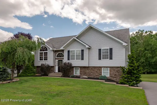 260 Mountain Road, Drums, PA 18222