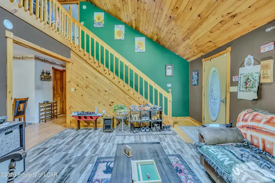 8 Lincoln Street, Harveys Lake, PA 18618 - #3