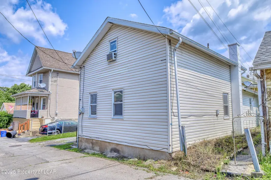 326 Neptune Place, Scranton, PA 18505 - #2