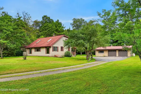 37 Green Valley Road, Sweet Valley, PA 18656