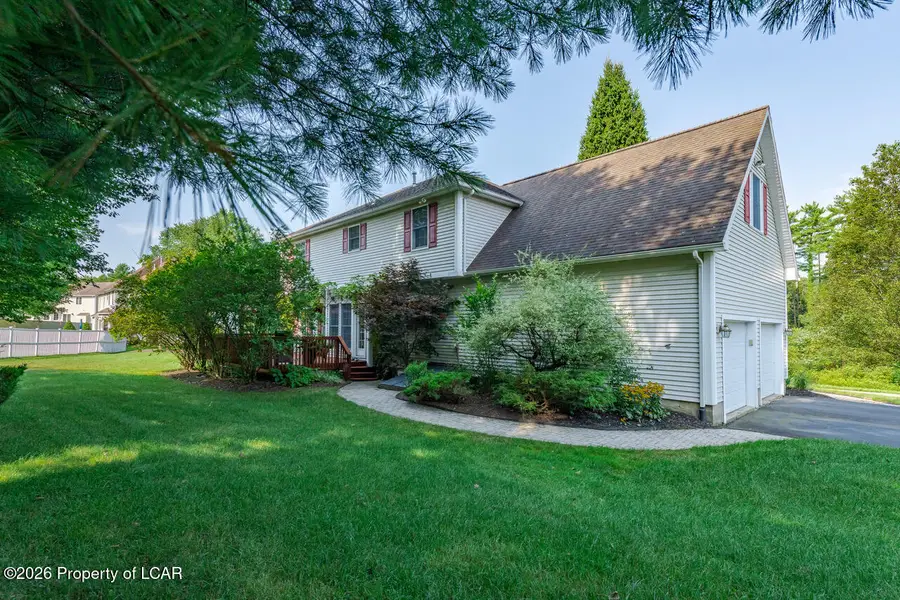215 Woodbine Road, Shavertown, PA 18708 - #2