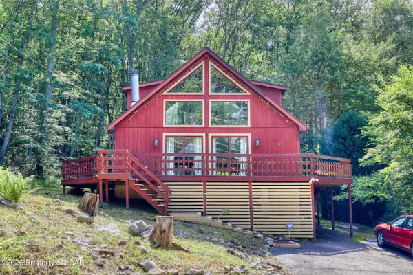 105 Buck Ridge Drive, Drums, PA 18222