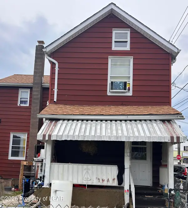 18 Tamarack Street, Hazleton, PA 18201