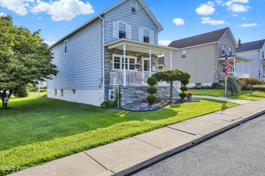 211 Elm Street, Dupont, PA 18641 - #2