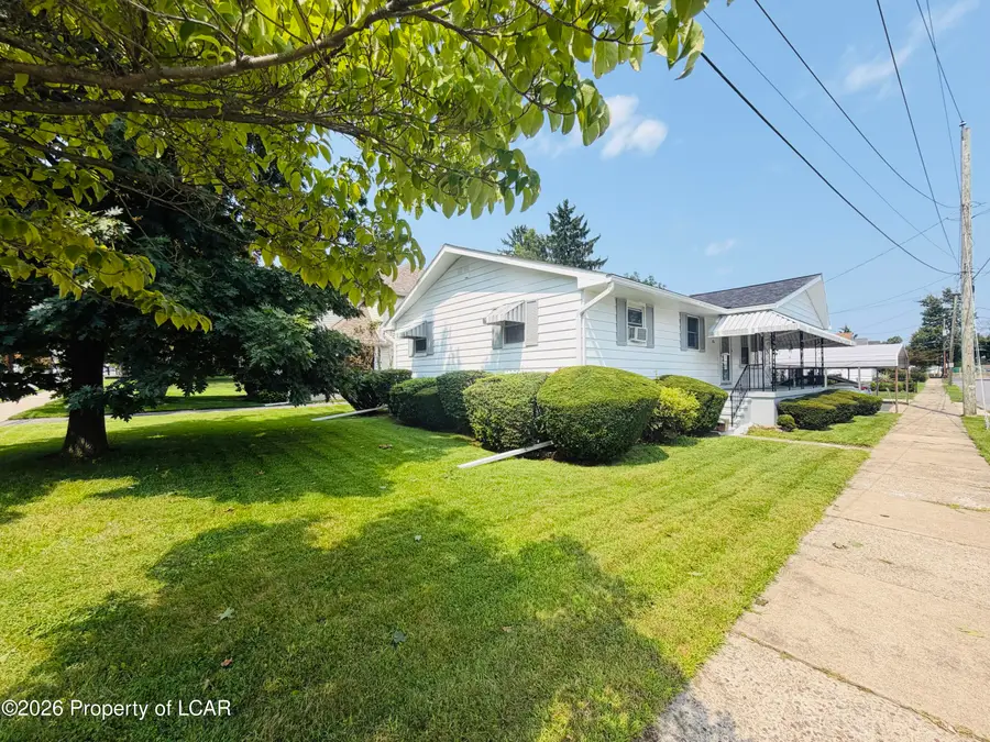 15 Maple Street, West Wyoming, PA 18644 - #3