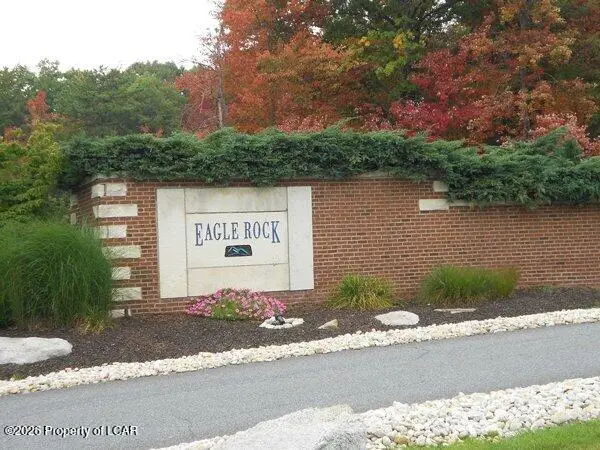 EA.242 Ea.242 Algonquin Drive, Hazleton, PA 18202
