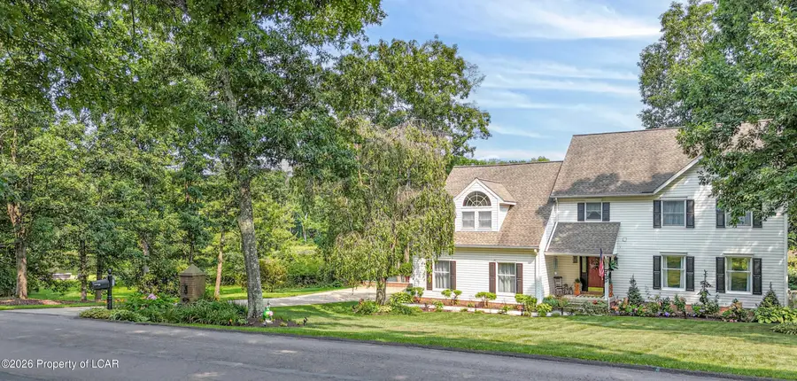 1014 Aspen Drive, Mountain Top, PA 18707 - #2