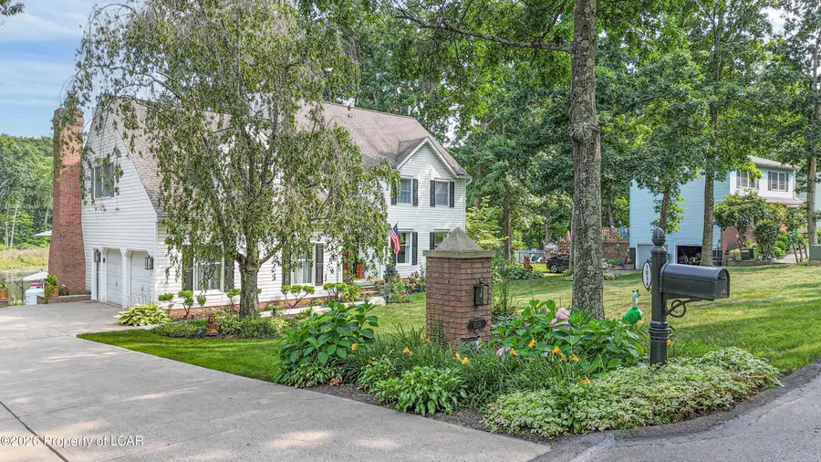 1014 Aspen Drive, Mountain Top, PA 18707 - #3