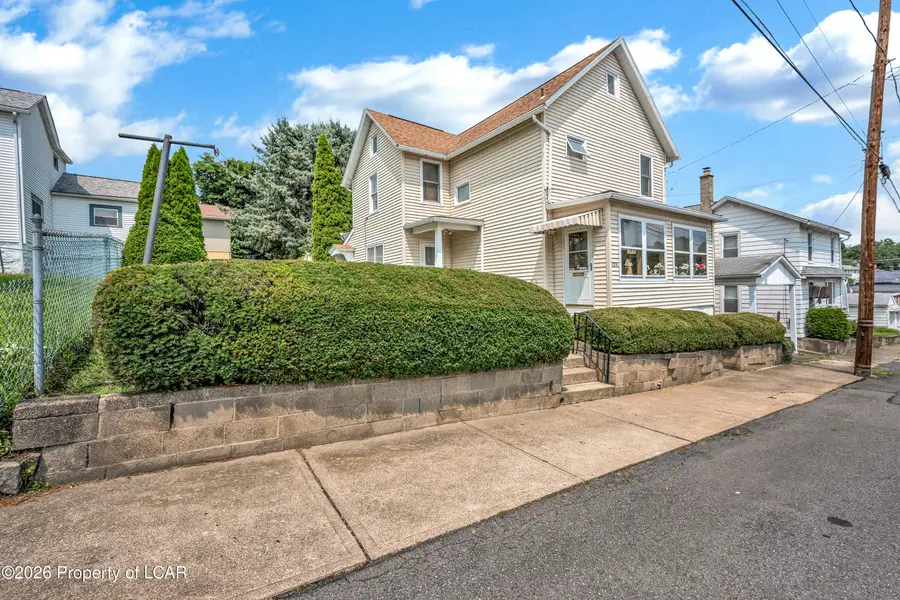 121 1/2 Vine Street, Pittston, PA 18640 - #2