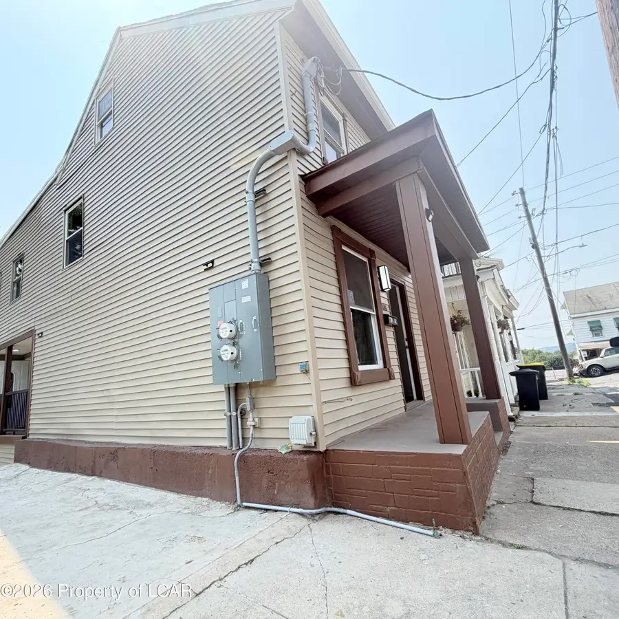 110 Laurel Street, Shenandoah, PA 17976 - #2